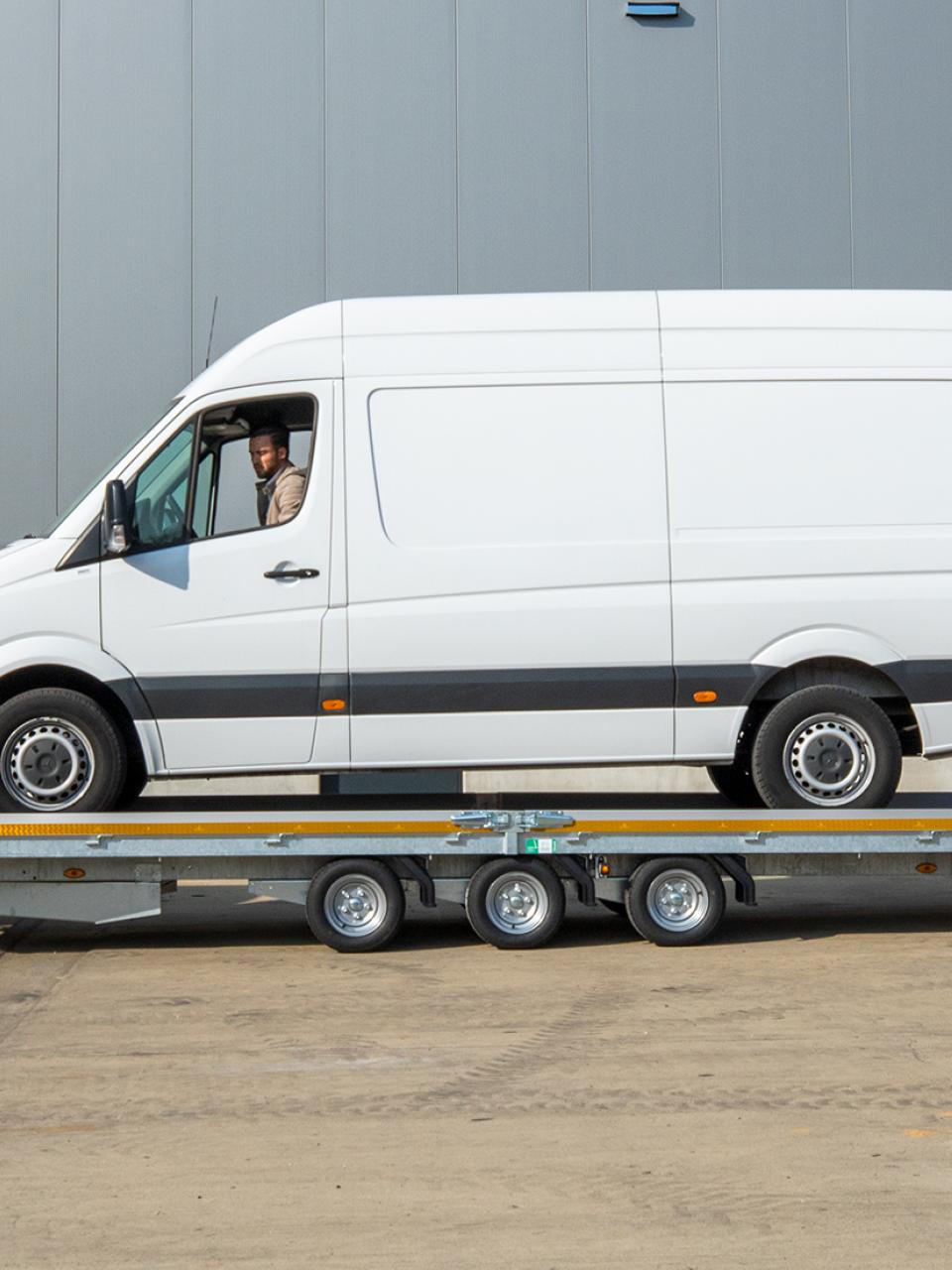 Personnalisé HOWO 4x2 4x4 4 voitures transporteur accident de la circulation mau